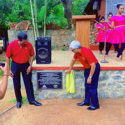 අභිනවයෙන් ඉදි වූ එළිමහන් වේදිකාව සිසු අයිතියට පත් කිරීම